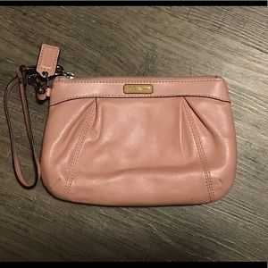 EUC COACH WRISTLET - BLUSH - ALL LEATHER
